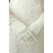 Slonoviny vhodné Satin Lace krátke svadobné rukavice