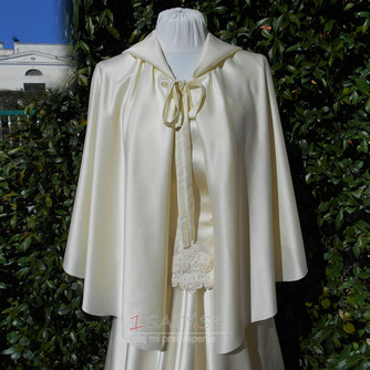 Svadobný šatkový šál s kapucňou a svadobnými doplnkami - Strana 3