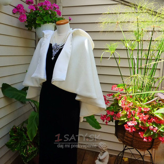 Svadobný šatkový plášť s vysokým a nízkym lemom - Strana 3