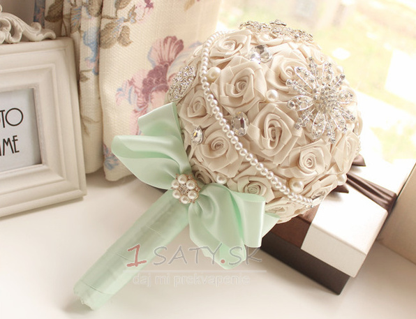 Diamond svadobné perla svadobné fotografie rozloženie dekorácie nápady drží kvety
