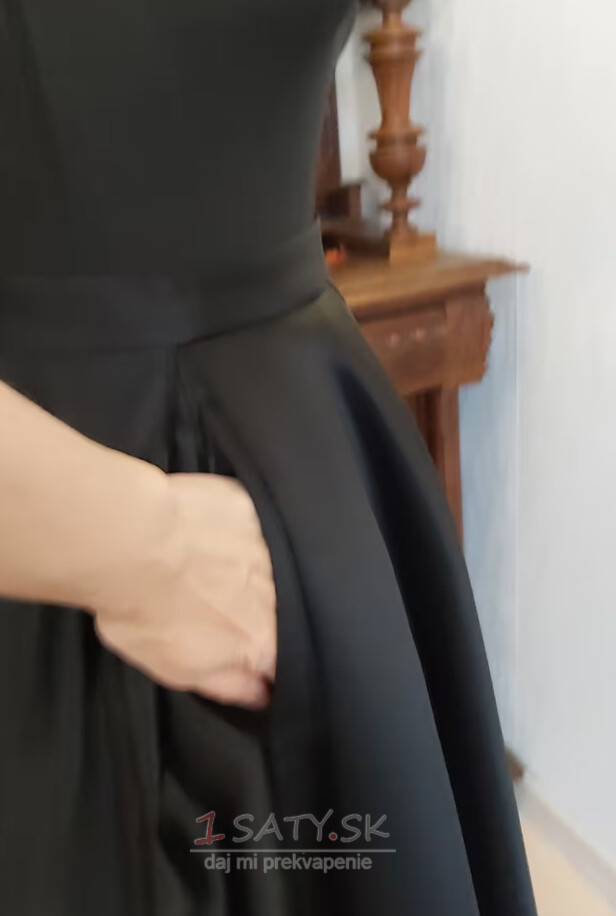 Odnímateľná zavinovacia svadobná sukňa Čierna dlhá sukňa s vreckami Svadobná sukňa na mieru