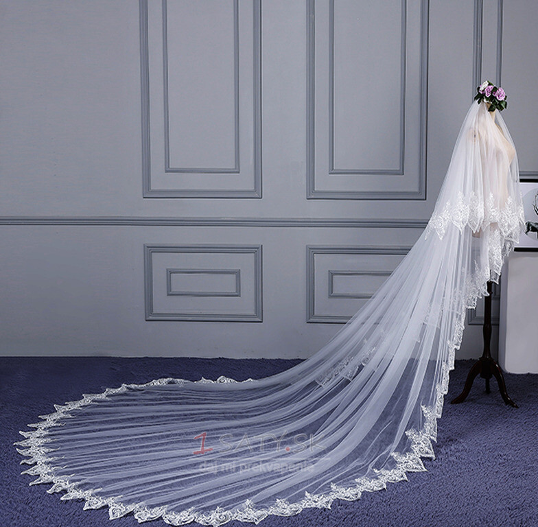 Svadobný dlhý vlečný čipkovaný závoj Jednoduchý všestranný extra dlhý svadobný závoj